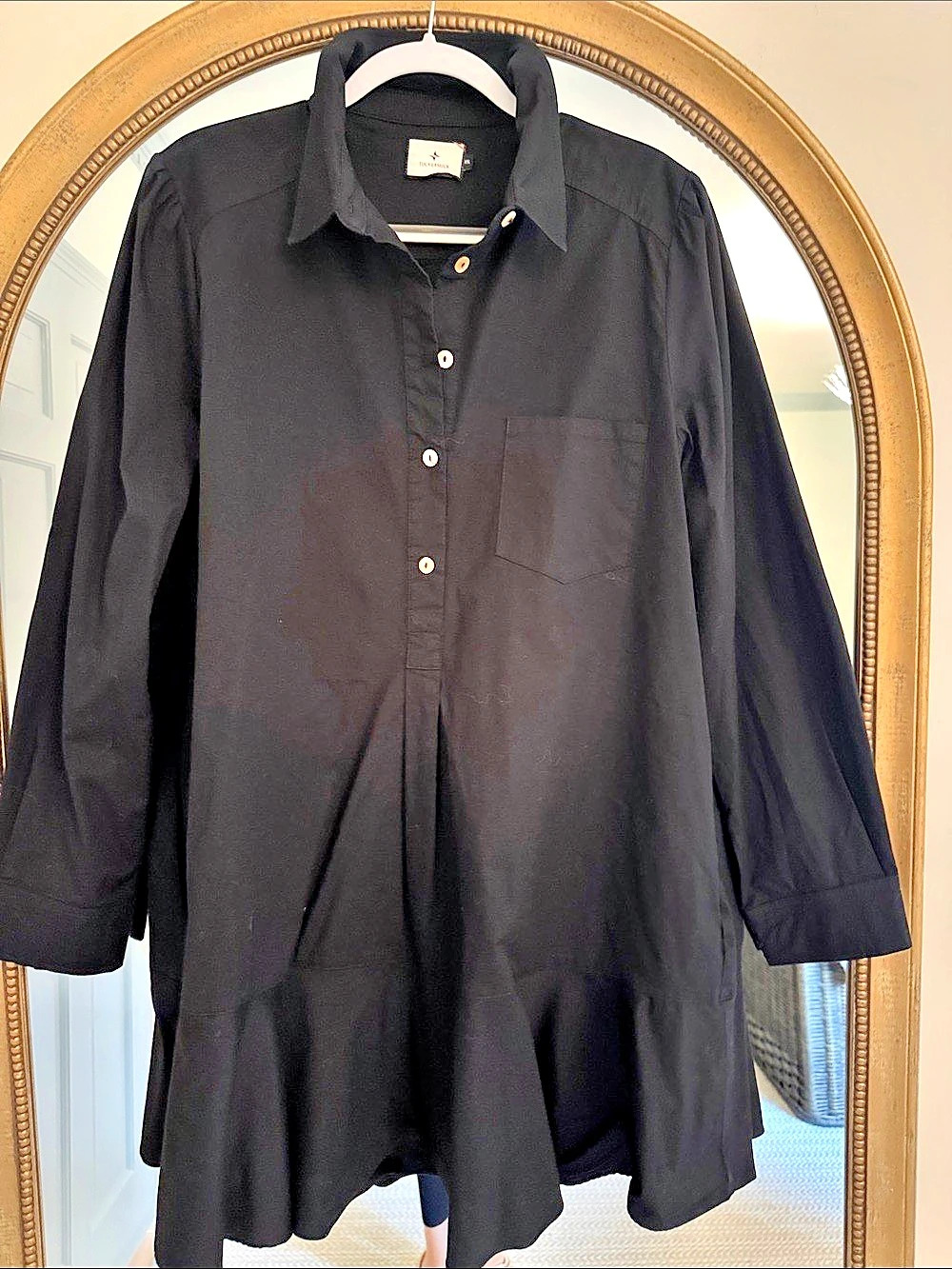 Tuckernuck Black Button Front Tunic XXL Like New